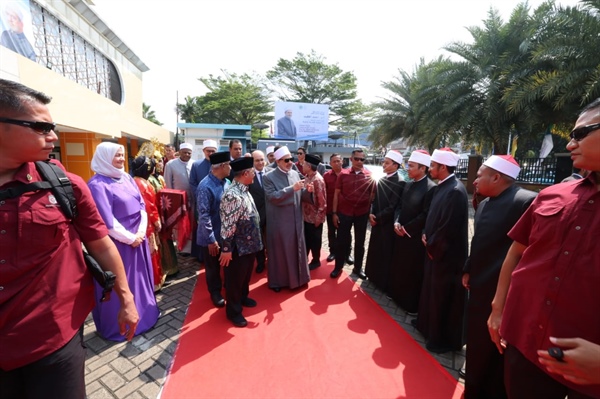 الجمعيَّة المحمديَّة الإندونيسية تقيم حفل استقبال خاص لشيخ الأزهر رئيس مجلس حكماء المسلمين